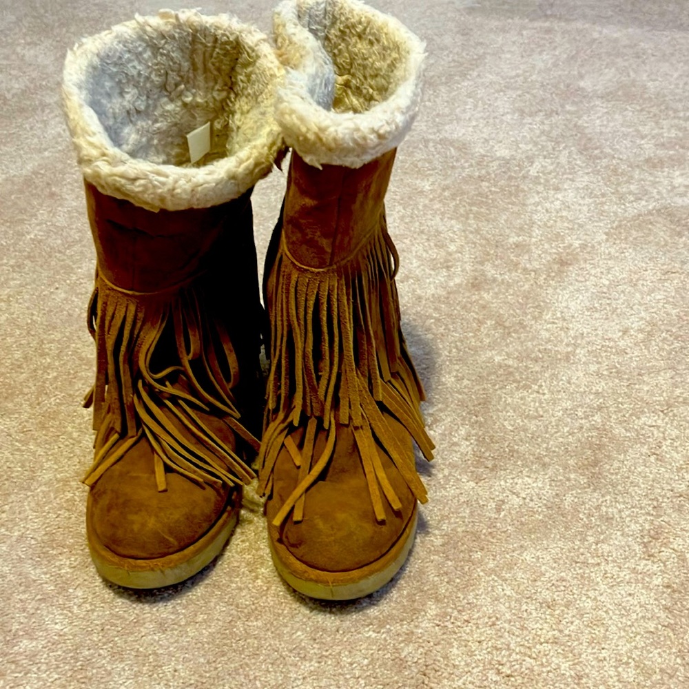 Madden girl camel wedge fringe boots